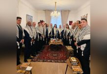 زيارة سميرة سيطايل وسفراء عرب لبعثة فلسطين بباريس زيارة سميرة سيطايل وسفراء عرب لبعثة فلسطين بباريس