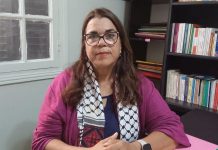 سعاد براهمة: اعتقال المحتجين السلميين يناقض الدستور المغربي سعاد براهمة: اعتقال المحتجين السلميين يناقض الدستور المغربي