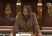 اعتقال النائبة الفرنسية المغربية فريدة عمراني في غزة اعتقال النائبة الفرنسية المغربية فريدة عمراني في غزة