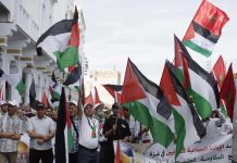 ناشطان من أسطول الصمود يعودان للمغرب وسط احتفاء ناشطان من أسطول الصمود يعودان للمغرب وسط احتفاء