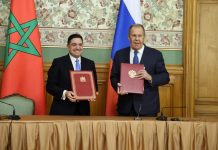 المغرب وروسيا يوقعان مذكرة تفاهم دبلوماسية المغرب وروسيا يوقعان مذكرة تفاهم دبلوماسية