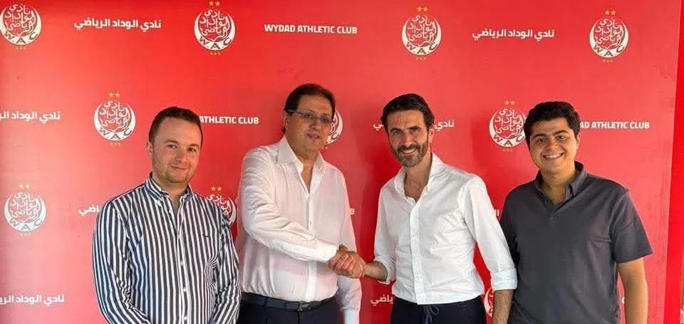 الوداد يعين ألكسندر رويز مشرفًا على قناته الإعلامية الوداد يعين ألكسندر رويز مشرفًا على قناته الإعلامية