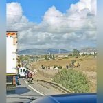 مصرع زوجين في حادث انقلاب شاحنة فوق سيارة قرب طنجة مصرع زوجين في حادث انقلاب شاحنة فوق سيارة قرب طنجة