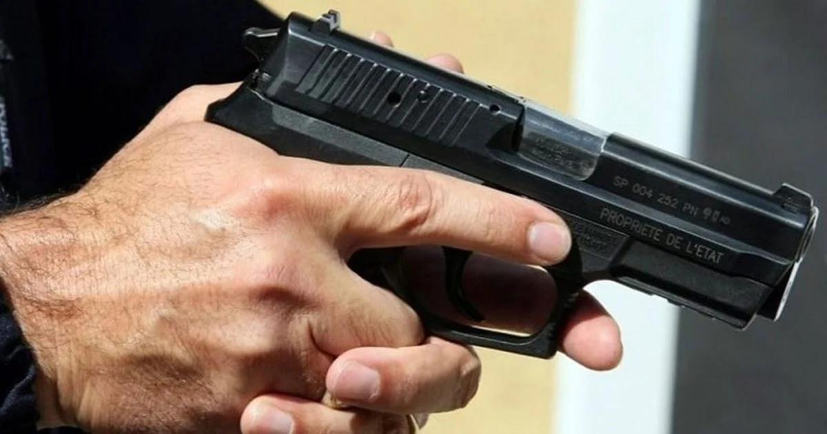 تحقيق مع مفتش شرطة بسلا بعد مقتل سيدة بسلاحه تحقيق مع مفتش شرطة بسلا بعد مقتل سيدة بسلاحه