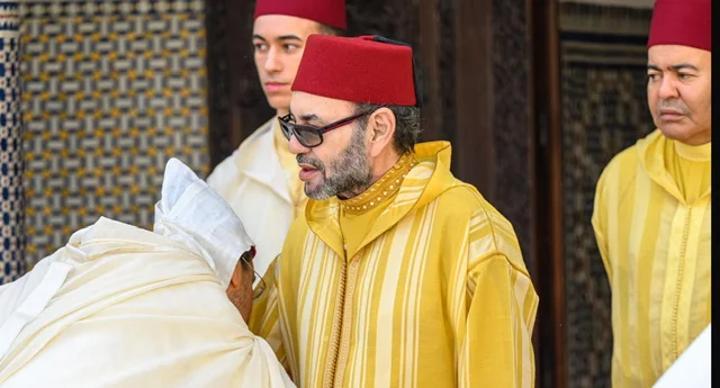الملك محمد السادس يستقبل الولاة والعمال الجدد الملك محمد السادس يستقبل الولاة والعمال الجدد