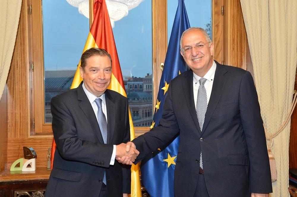 مفاوضات جديدة بين المغرب والاتحاد الأوروبي لصيد بحري مفاوضات جديدة بين المغرب والاتحاد الأوروبي لصيد بحري