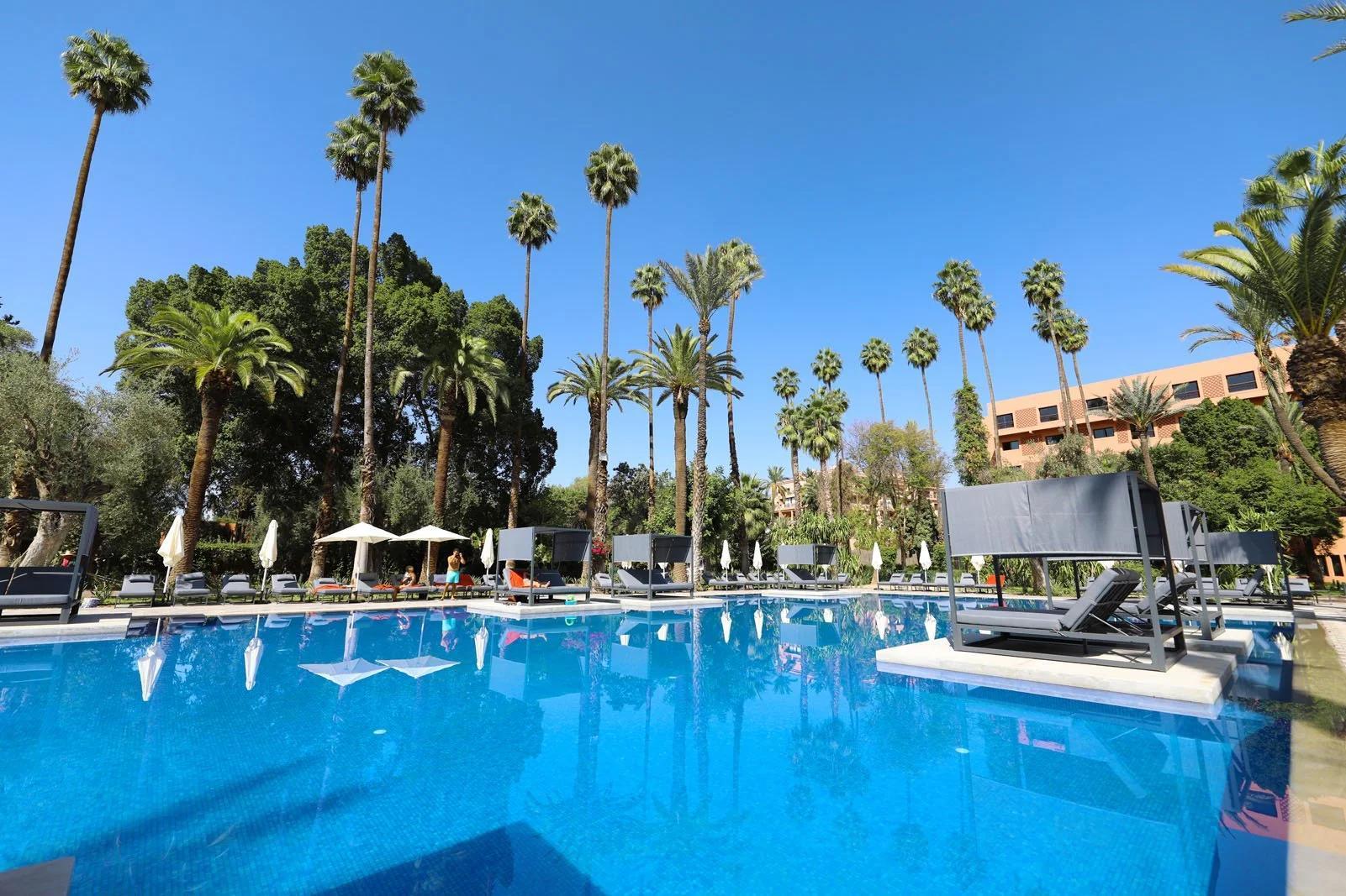 العثور على سائح بريطاني ميتا داخل مسبح فندق فاخر بأكادير العثور على سائح بريطاني ميتا داخل مسبح فندق فاخر بأكادير