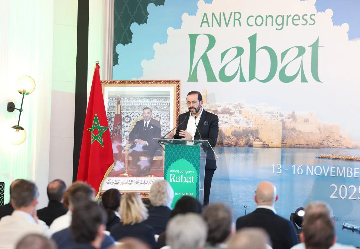 المكتب الوطني للسياحة يستقطب مؤتمر وكلاء السفر الهولنديين المكتب الوطني للسياحة يستقطب مؤتمر وكلاء السفر الهولنديين