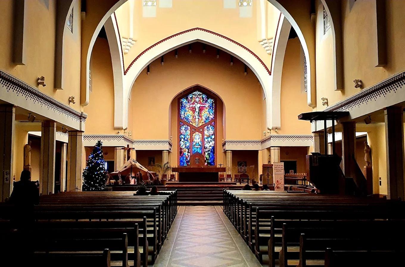 تحقيق فرنسي مع كاهن متهم بالاعتداء على قُصّر تحقيق فرنسي مع كاهن متهم بالاعتداء على قُصّر