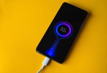 “غوغل” تعاقب تطبيقات أندرويد المستهلكة للبطارية "غوغل" تعاقب تطبيقات أندرويد المستهلكة للبطارية