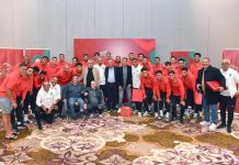 تكريم الجامعة الملكية للاعبين دوليين سابقين تكريم الجامعة الملكية للاعبين دوليين سابقين