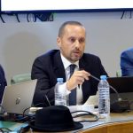 انتقادات المعارضة لصمت الحكومة حول أدوية الاستيراد انتقادات المعارضة لصمت الحكومة حول أدوية الاستيراد