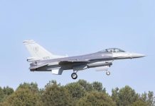 المغرب يوقع عقدًا أمريكيًا لصيانة رادارات F-16 بـ303.6 مليون دولار المغرب يوقع عقدًا أمريكيًا لصيانة رادارات F-16 بـ303.6 مليون دولار