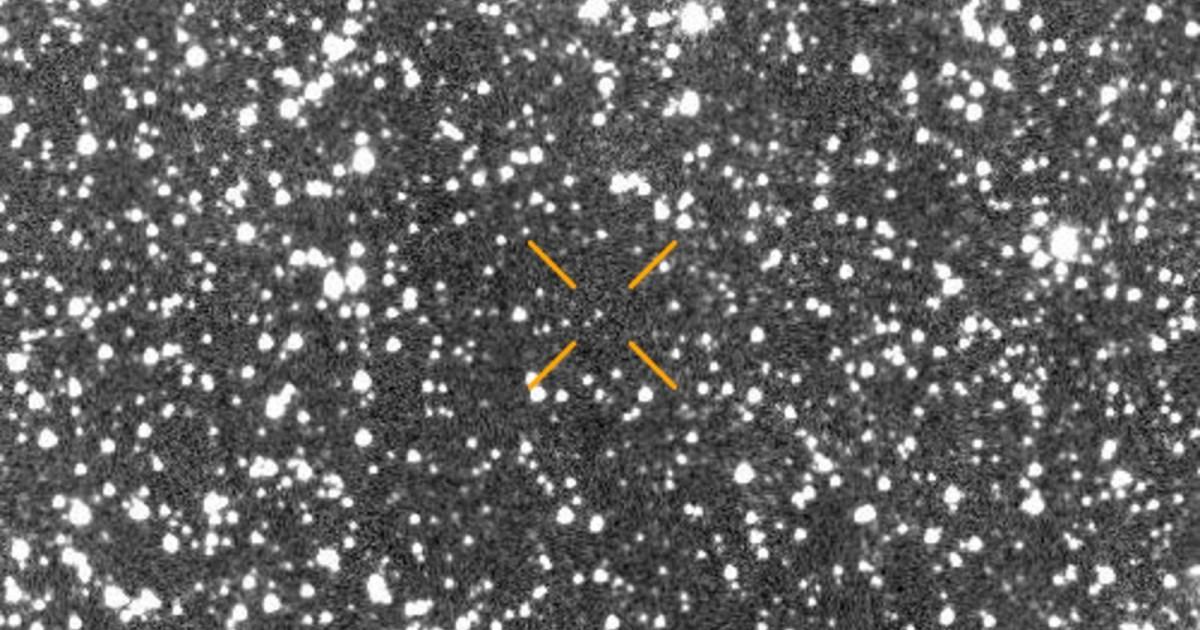 علماء يرسمون مدار الزائر الفضائي علماء يرسمون مدار الزائر الفضائي