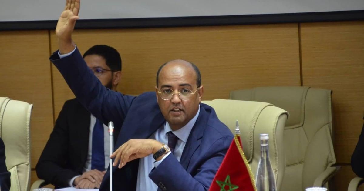 جدل حول حدود مشروع الحكم الذاتي بين العيون وكلميم جدل حول حدود مشروع الحكم الذاتي بين العيون وكلميم