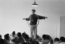 هشام بنحود يفوز بجائزة كتاب الصور الفوتوغرافية هشام بنحود يفوز بجائزة كتاب الصور الفوتوغرافية