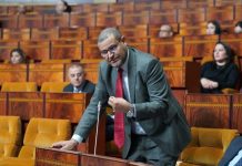 طرد نائب من العدالة والتنمية خلال جلسة النواب طرد نائب من العدالة والتنمية خلال جلسة النواب