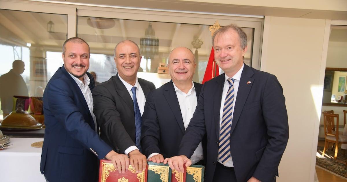 «إعلان أثينا»: المغرب جسر استراتيجي بين إفريقيا وأوروبا «إعلان أثينا»: المغرب جسر استراتيجي بين إفريقيا وأوروبا