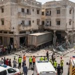 أربعة قتلى وثمانية جرحى في اصطدام شاحنة ببنايتين وسط الفنيدق أربعة قتلى وثمانية جرحى في اصطدام شاحنة ببنايتين وسط الفنيدق