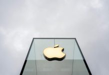 هل تتخلى آبل عن نتوء الشاشة في “آيفون 18″؟ هل تتخلى آبل عن نتوء الشاشة في "آيفون 18″؟