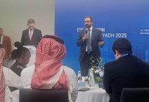 حرمة الله يستعرض تجربة الداخلة في قمة CoMotion 2025 حرمة الله يستعرض تجربة الداخلة في قمة CoMotion 2025