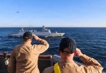 مناورات بحرية أمريكية مغربية بالذخيرة الحية بأغادير مناورات بحرية أمريكية مغربية بالذخيرة الحية بأغادير