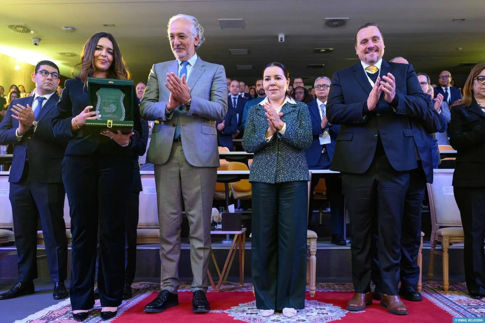 الأميرة للا أسماء تفتتح مؤتمر زراعة قوقعة الأذن الأميرة للا أسماء تفتتح مؤتمر زراعة قوقعة الأذن