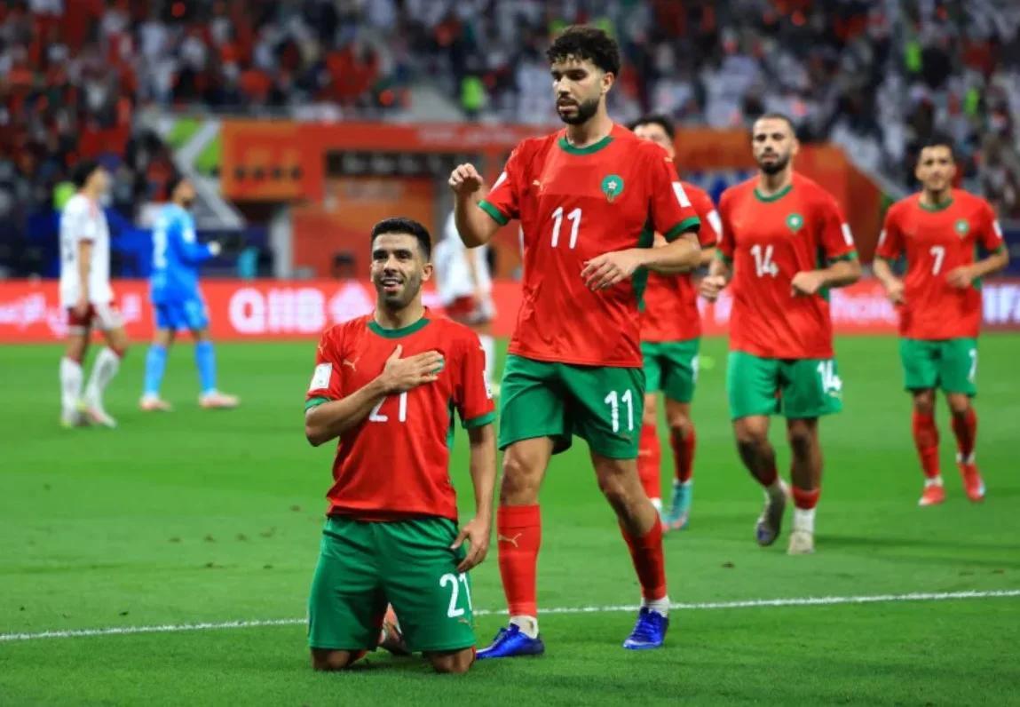 المغرب يتأهل لنهائي كأس العرب بثلاثية أمام الإمارات المغرب يتأهل لنهائي كأس العرب بثلاثية أمام الإمارات