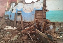 إقليم الرشيدية: سيول تغير مجراها وتدمر عدة منازل إقليم الرشيدية: سيول تغير مجراها وتدمر عدة منازل