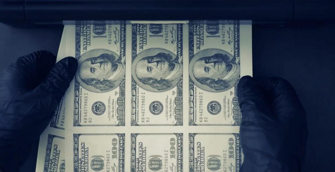 تفكيك شبكة لتزوير الدولار بمدينة الداخلة تفكيك شبكة لتزوير الدولار بمدينة الداخلة