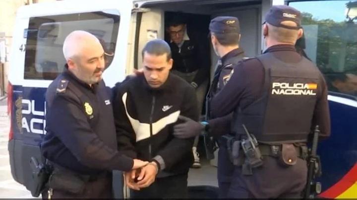 إدانة شابين مغربيين بالمؤبد في جريمة قتل واغتصاب إدانة شابين مغربيين بالمؤبد في جريمة قتل واغتصاب