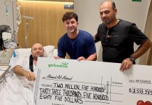 تبرعات تفوق 1.65 مليون دولار لبطل هجوم بوندي تبرعات تفوق 1.65 مليون دولار لبطل هجوم بوندي