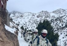 القوات المسلحة تنتشل ثلاثة جثث إثر انهيار ثلجي بجبل توبقال القوات المسلحة تنتشل ثلاثة جثث إثر انهيار ثلجي بجبل توبقال