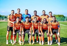 نهضة بركان يتعادل مع بيراميدز ويواصل الصدارة نهضة بركان يتعادل مع بيراميدز ويواصل الصدارة