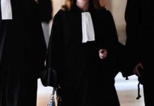 هيئة المحامين تعلق الإضراب بعد لقاء مع أخنوش بعيدا عن وزير العدل هيئة المحامين تعلق الإضراب بعد لقاء مع أخنوش بعيدا عن وزير العدل