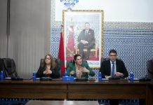 الأصالة والمعاصرة يضع الخطوط العريضة لبرنامجه الانتخابي الأصالة والمعاصرة يضع الخطوط العريضة لبرنامجه الانتخابي