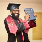 رجل من سانت لوسيا يدخل التاريخ كأول حاصل على شهادة الطب من المغرب رجل من سانت لوسيا يدخل التاريخ كأول حاصل على شهادة الطب من المغرب