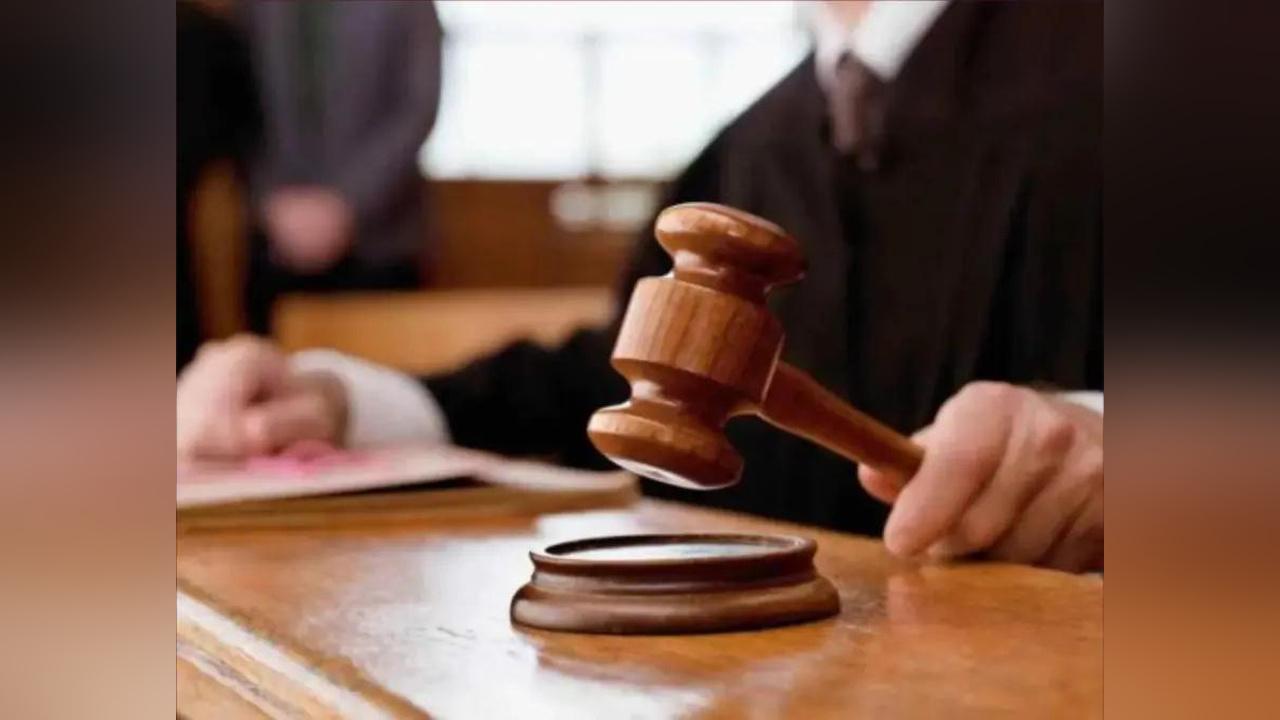 تأجيل محاكمة 14 أستاذا من أطر الأكاديميات تأجيل محاكمة 14 أستاذا من أطر الأكاديميات