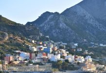 سبتة ومليلية.. مدينتان متصلتان بالمغرب تحكمهما إسبانيا سبتة ومليلية.. مدينتان متصلتان بالمغرب تحكمهما إسبانيا