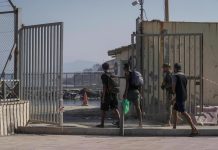 قراءات إسبانية في منع المغرب تدفق موجة ثانية من المهاجرين إلى سبتة قراءات إسبانية في منع المغرب تدفق موجة ثانية من المهاجرين إلى سبتة