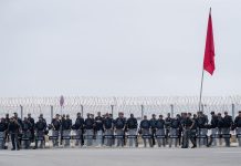 حقوقيون يحذّرون من تحوّل المغرب إلى “دركي” يحرس حدود أوروبا حقوقيون يحذّرون من تحوّل المغرب إلى "دركي" يحرس حدود أوروبا