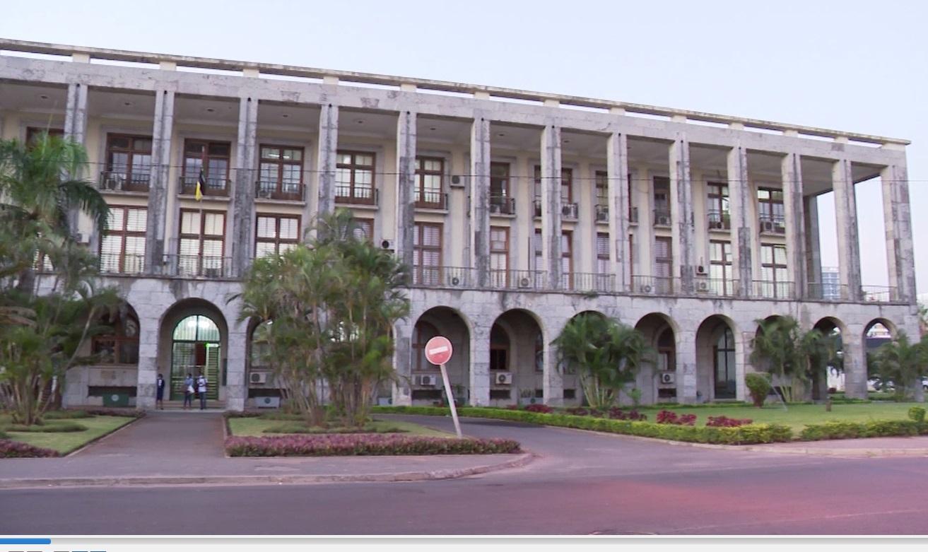 Mozambique: Public expenditure soared by 12% in H1 – Carta Mozambique: Public expenditure soared by 12% in H1 – Carta