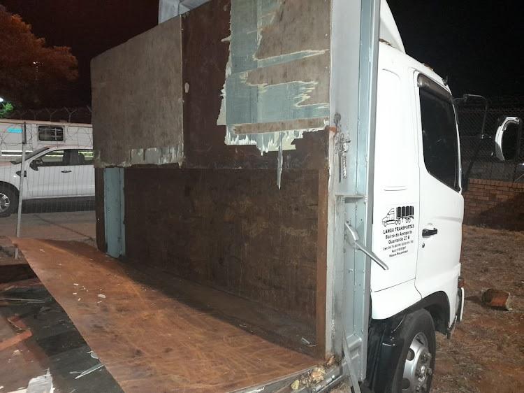 Man bust with crystal meth worth R7.2m at Lebombo border post: was travelling from Mozambique to South Africa Man bust with crystal meth worth R7.2m at Lebombo border post: was travelling from Mozambique to South Africa