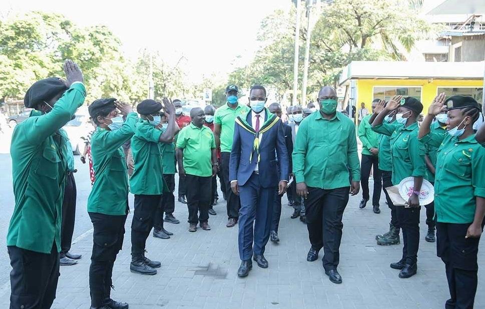 Mozambique: Frelimo SG starts 5-day visit to Tanzania, meets Chama Cha Mapinduzi counterpart – Watch Mozambique: Frelimo SG starts 5-day visit to Tanzania, meets Chama Cha Mapinduzi counterpart – Watch