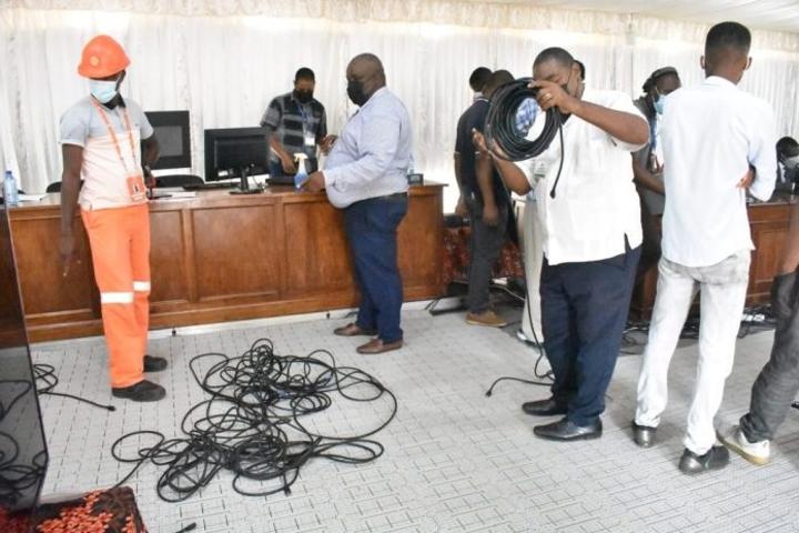 Hidden debts: Trial resumes after delay this morning Hidden debts: Trial resumes after delay this morning