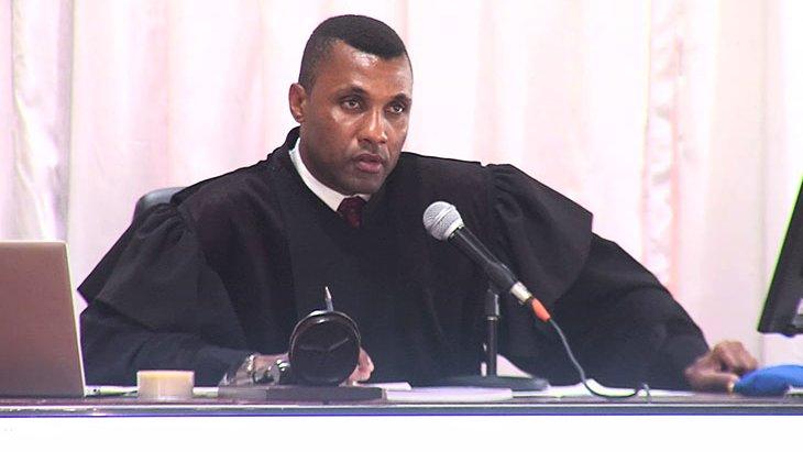 Hidden debts trial: Renato Matusse must find another lawyer – AIM report Hidden debts trial: Renato Matusse must find another lawyer – AIM report