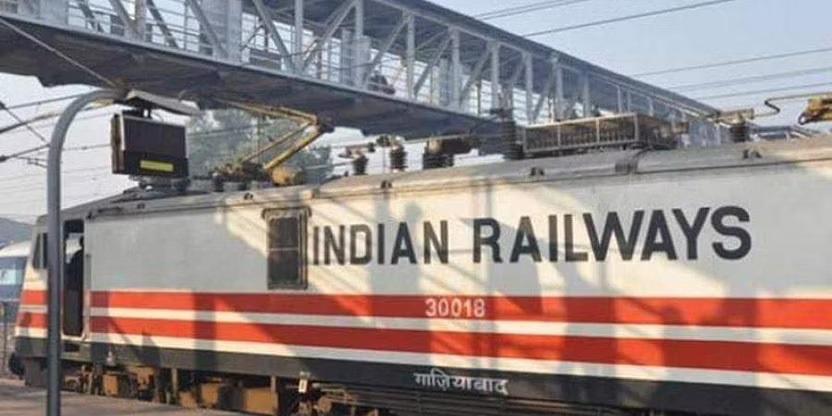 Indian Railways exports Cape Gauge Diesel Locomotives to Mozambique Indian Railways exports Cape Gauge Diesel Locomotives to Mozambique