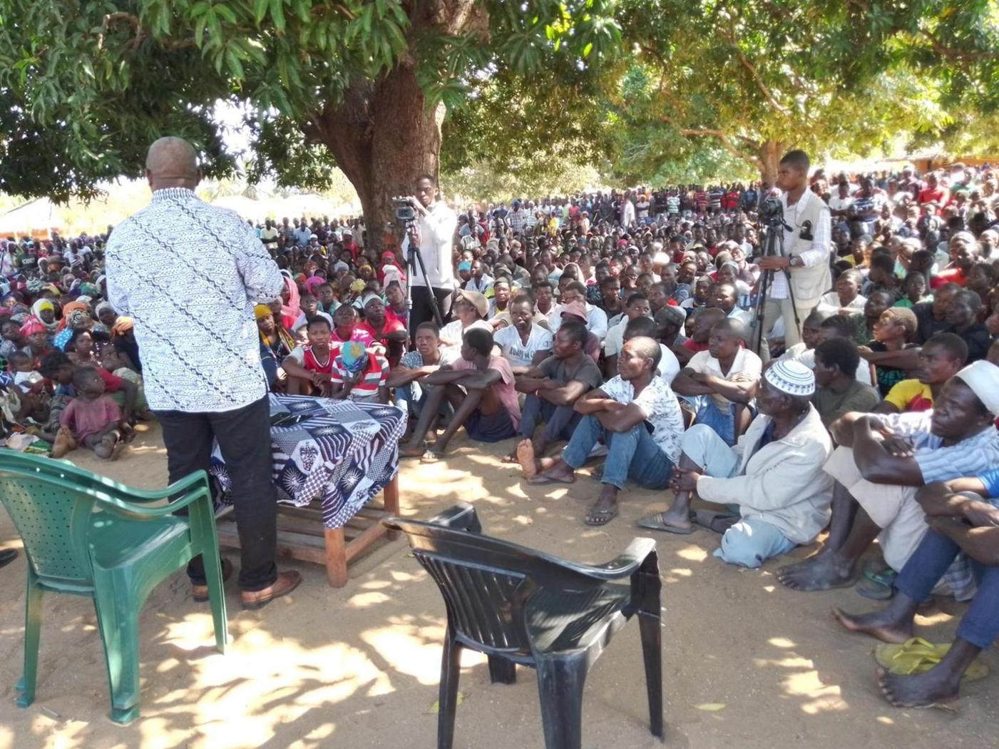 Governor of Cabo Delgado shows solidarity with the population of Mecufi district Governor of Cabo Delgado shows solidarity with the population of Mecufi district