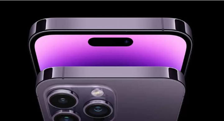 Apple shifts iPhone 14 manufacturing to India from China Apple shifts iPhone 14 manufacturing to India from China