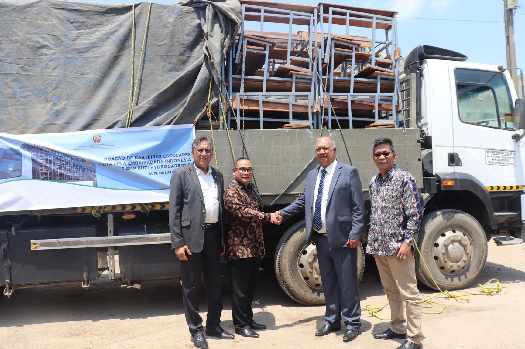 Embassy of Indonesia and Buzi Hydrocarbons donate school desks in